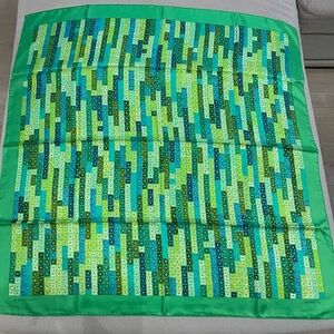 <SOLD before live show> Hermes 90cm Silk Scarf